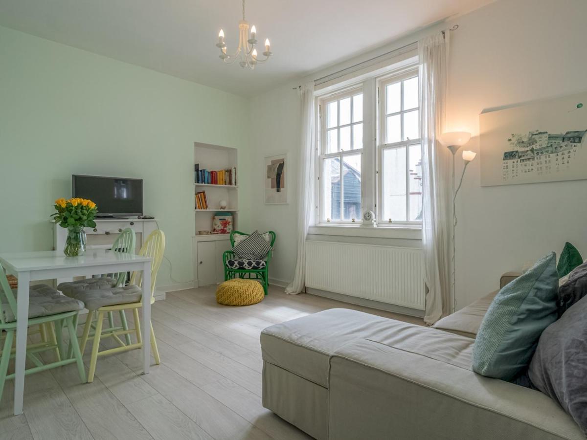 Pass The Keys Central Spacious Flat At Royal Mile 爱丁堡 外观 照片