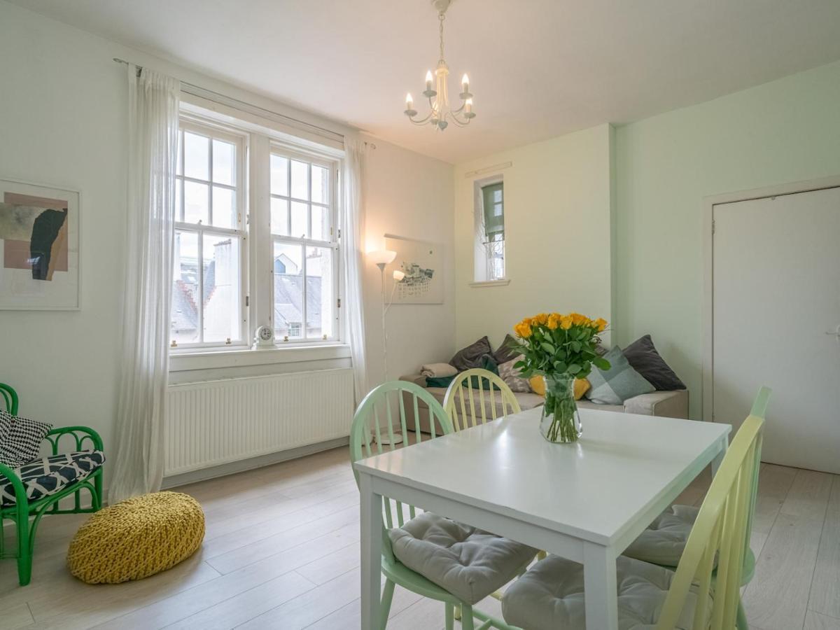 Pass The Keys Central Spacious Flat At Royal Mile 爱丁堡 外观 照片